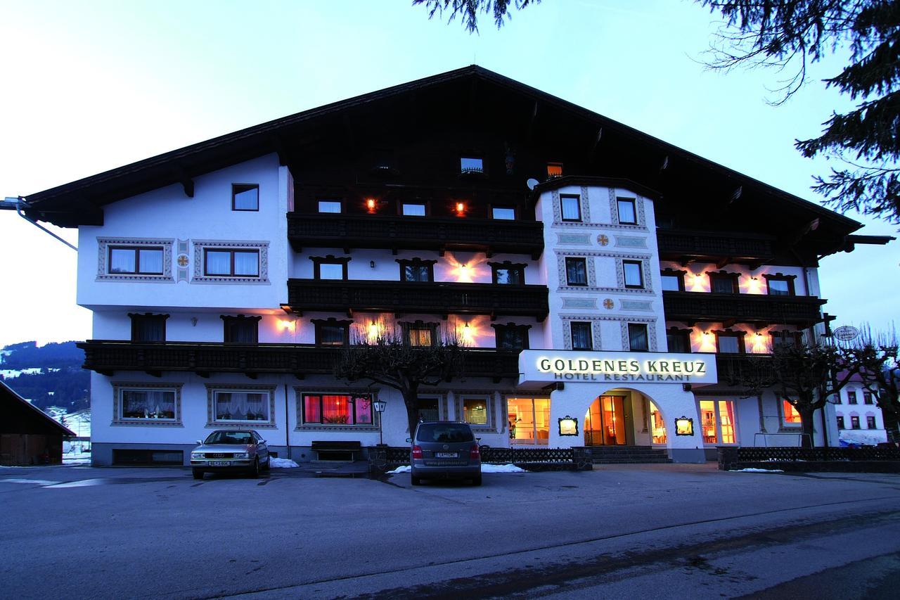 Hotel Goldenes Kreuz Tannheim Bagian luar foto