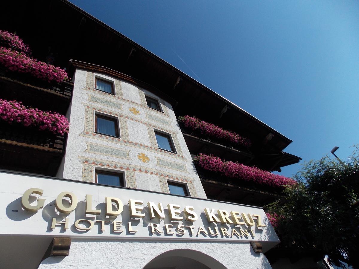 Hotel Goldenes Kreuz Tannheim Bagian luar foto
